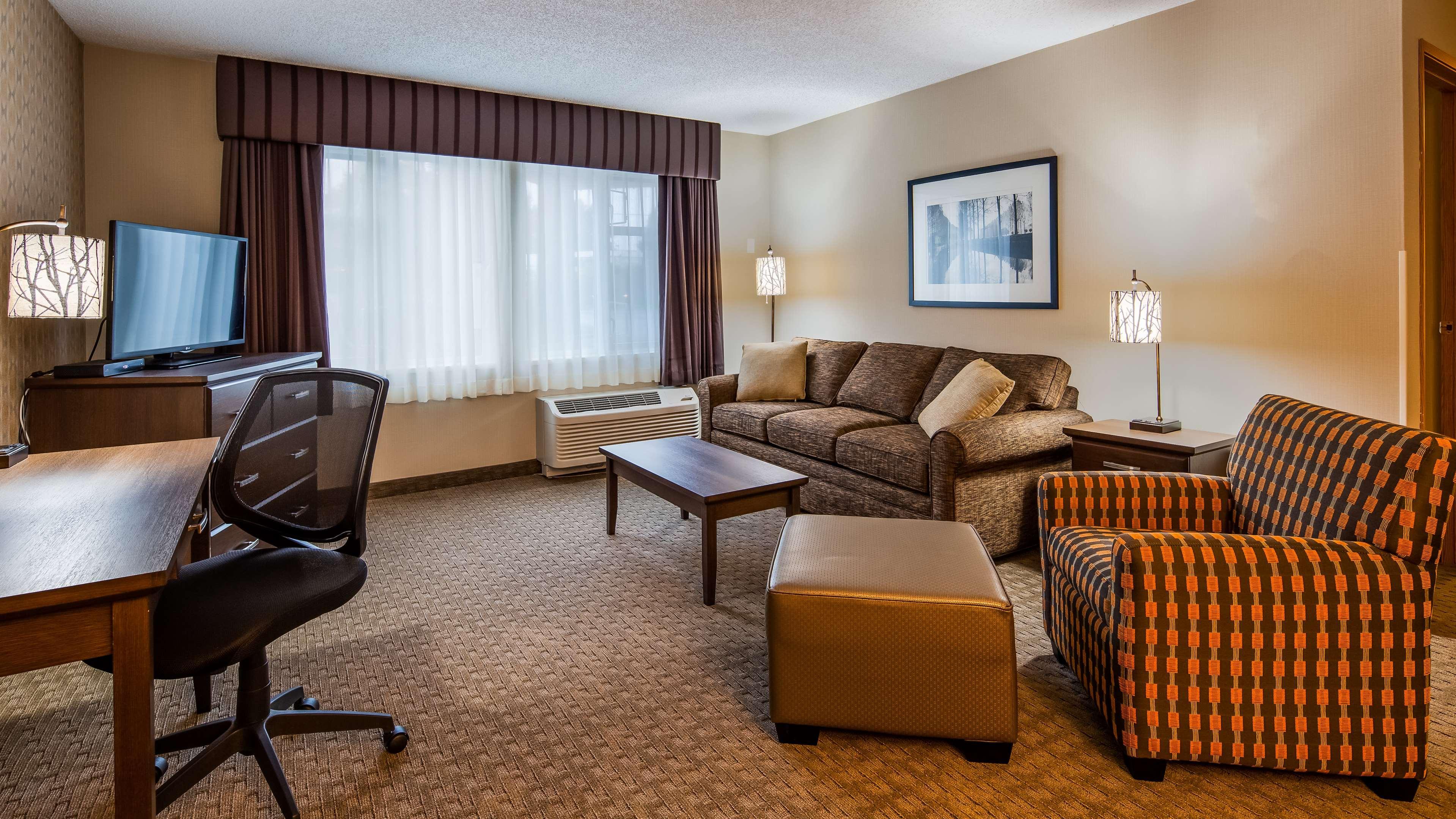 Best Western Plus Country Meadows Inn Aldergrove Екстер'єр фото