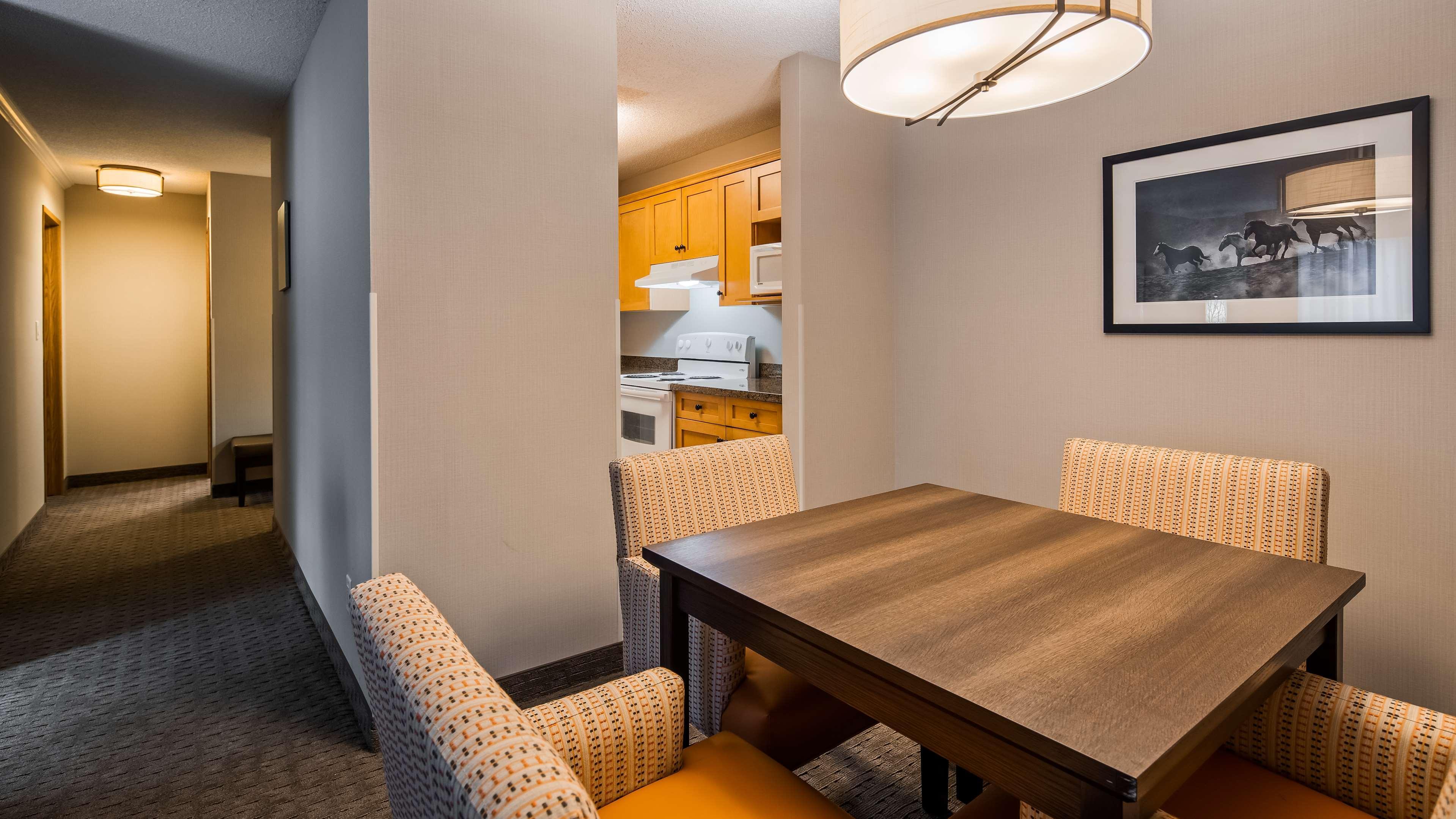 Best Western Plus Country Meadows Inn Aldergrove Екстер'єр фото