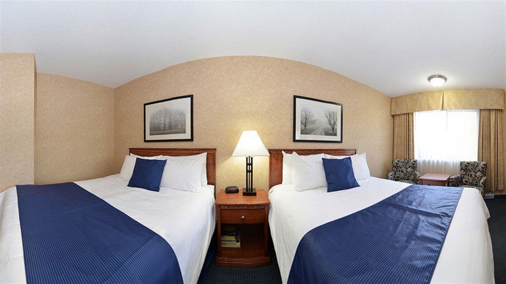 Best Western Plus Country Meadows Inn Aldergrove Екстер'єр фото