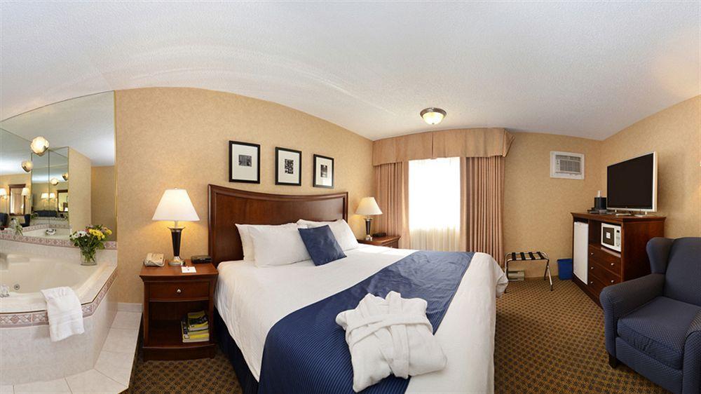 Best Western Plus Country Meadows Inn Aldergrove Екстер'єр фото